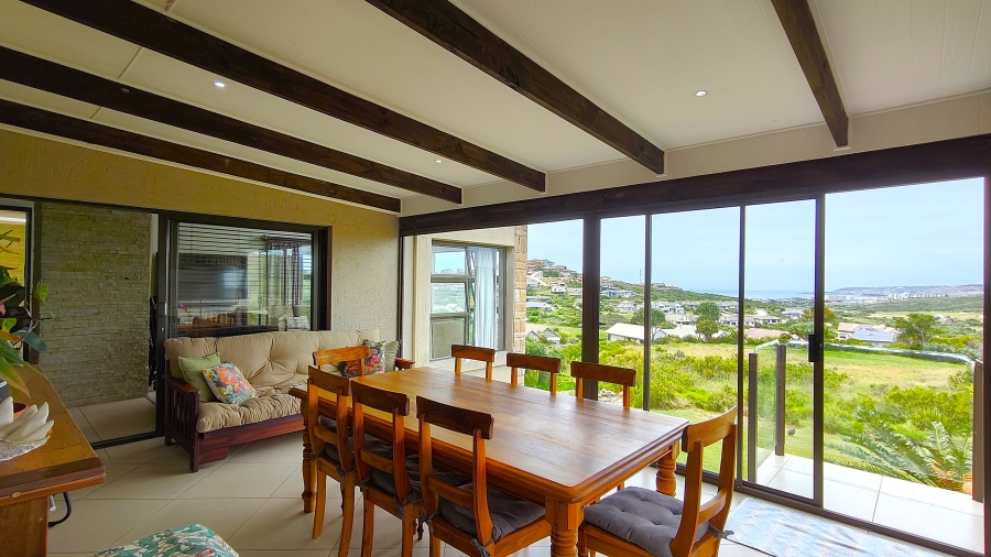 5 Bedroom Property for Sale in Num Num Cape Estate Western Cape